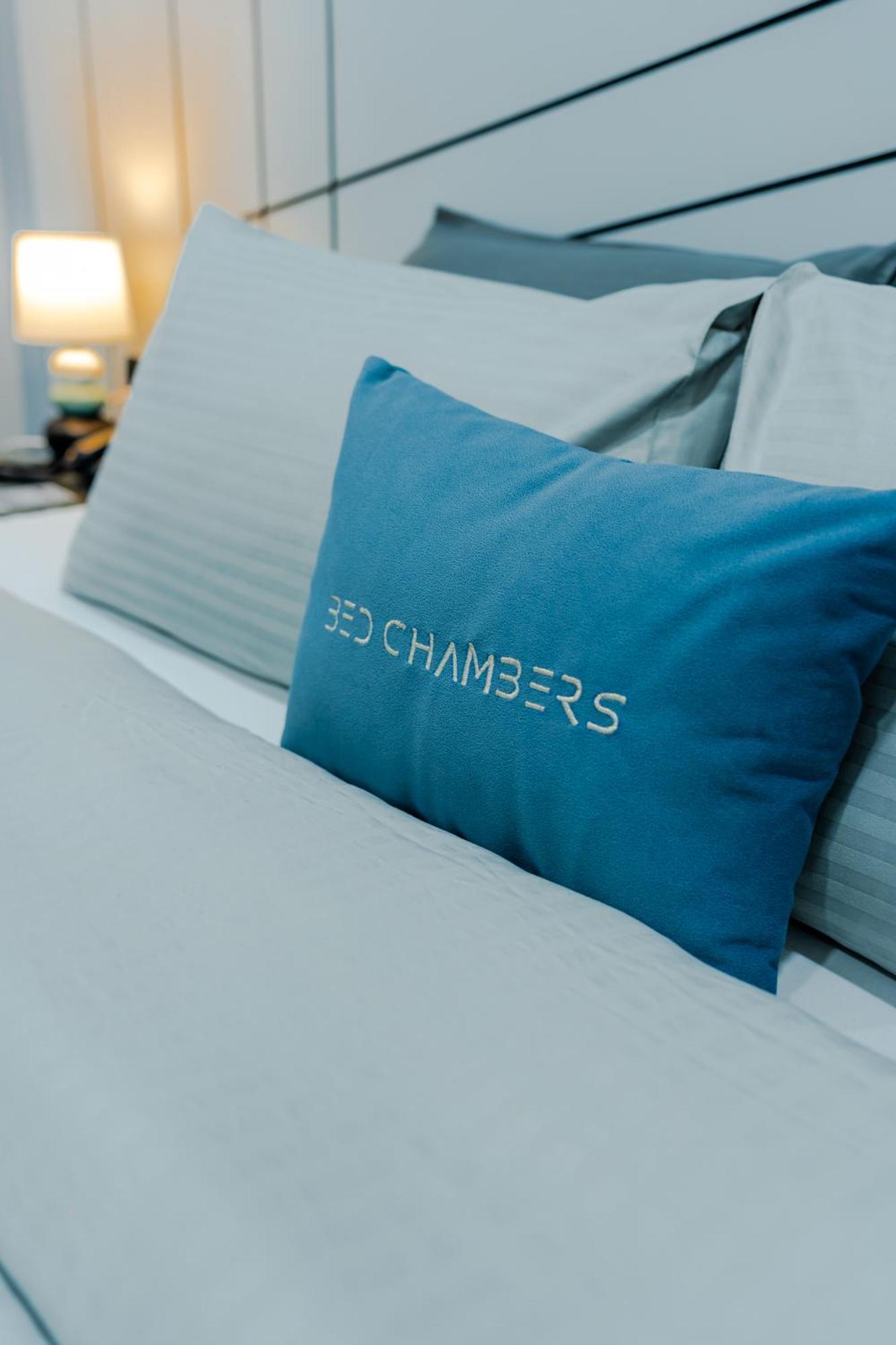 Bedchambers Luxury Apartment Near Golf Course Road Gurgaon Dış mekan fotoğraf