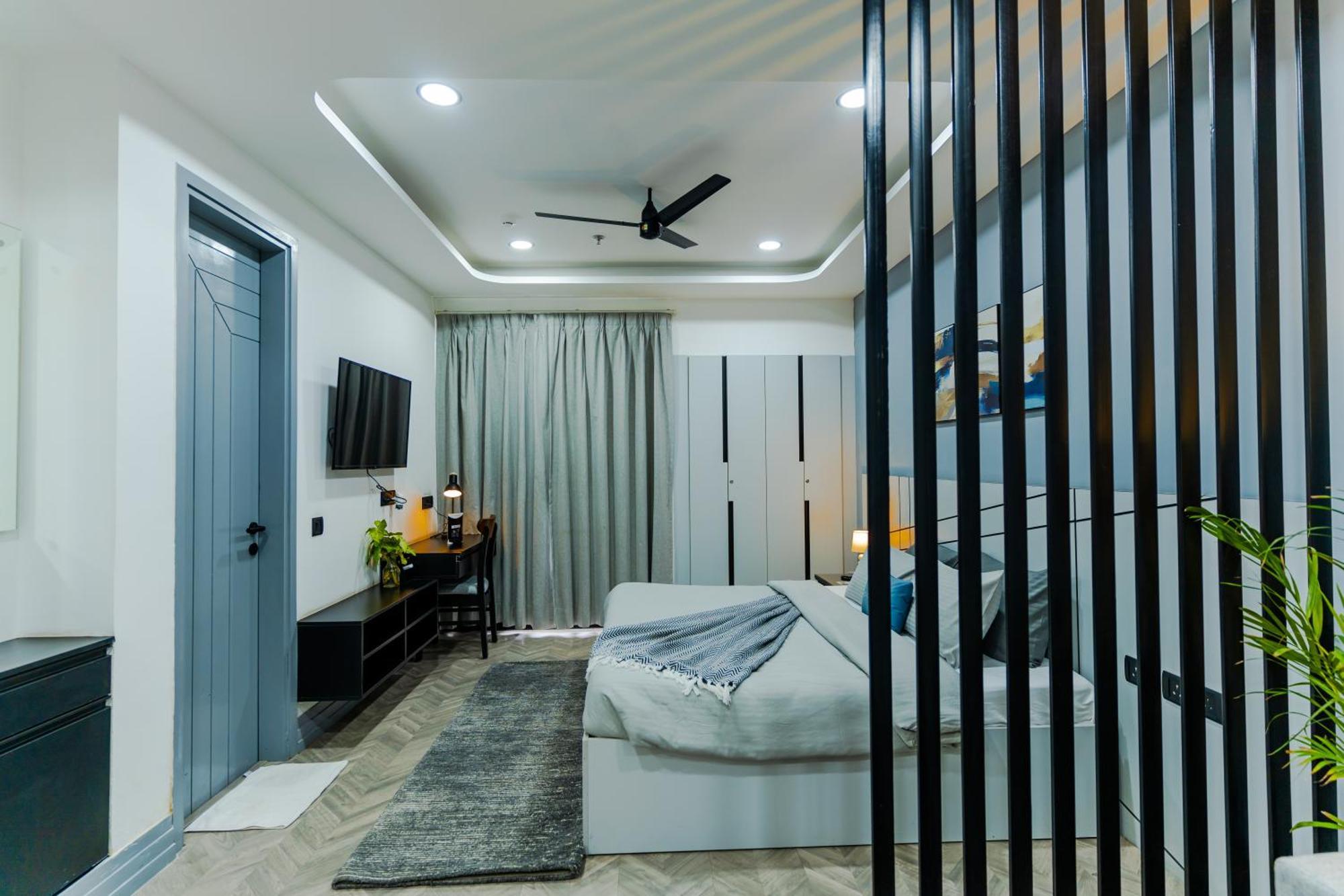 Bedchambers Luxury Apartment Near Golf Course Road Gurgaon Dış mekan fotoğraf