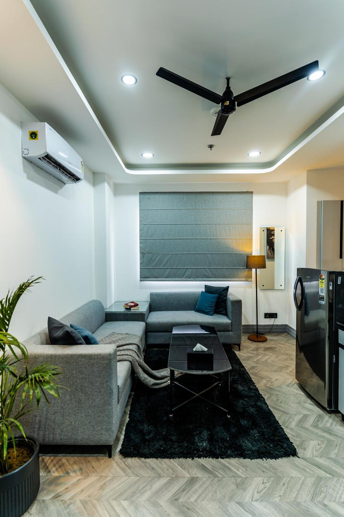 Bedchambers Luxury Apartment Near Golf Course Road Gurgaon Dış mekan fotoğraf